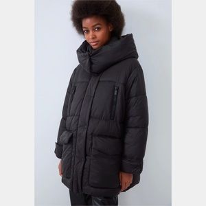 Zara black oversized puffer jacket w/ collar